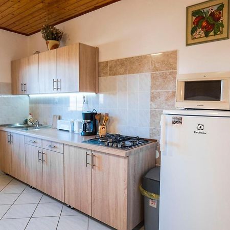 Kis Teniszhaz Ordacsehi Exterior foto
